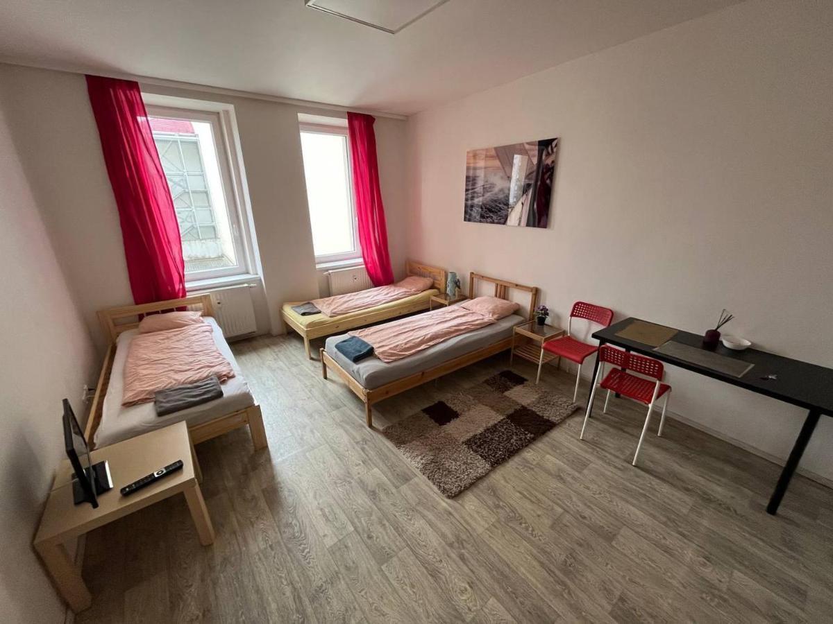 Apartmans In The Center With Privat Parking Apartment Бърно Екстериор снимка