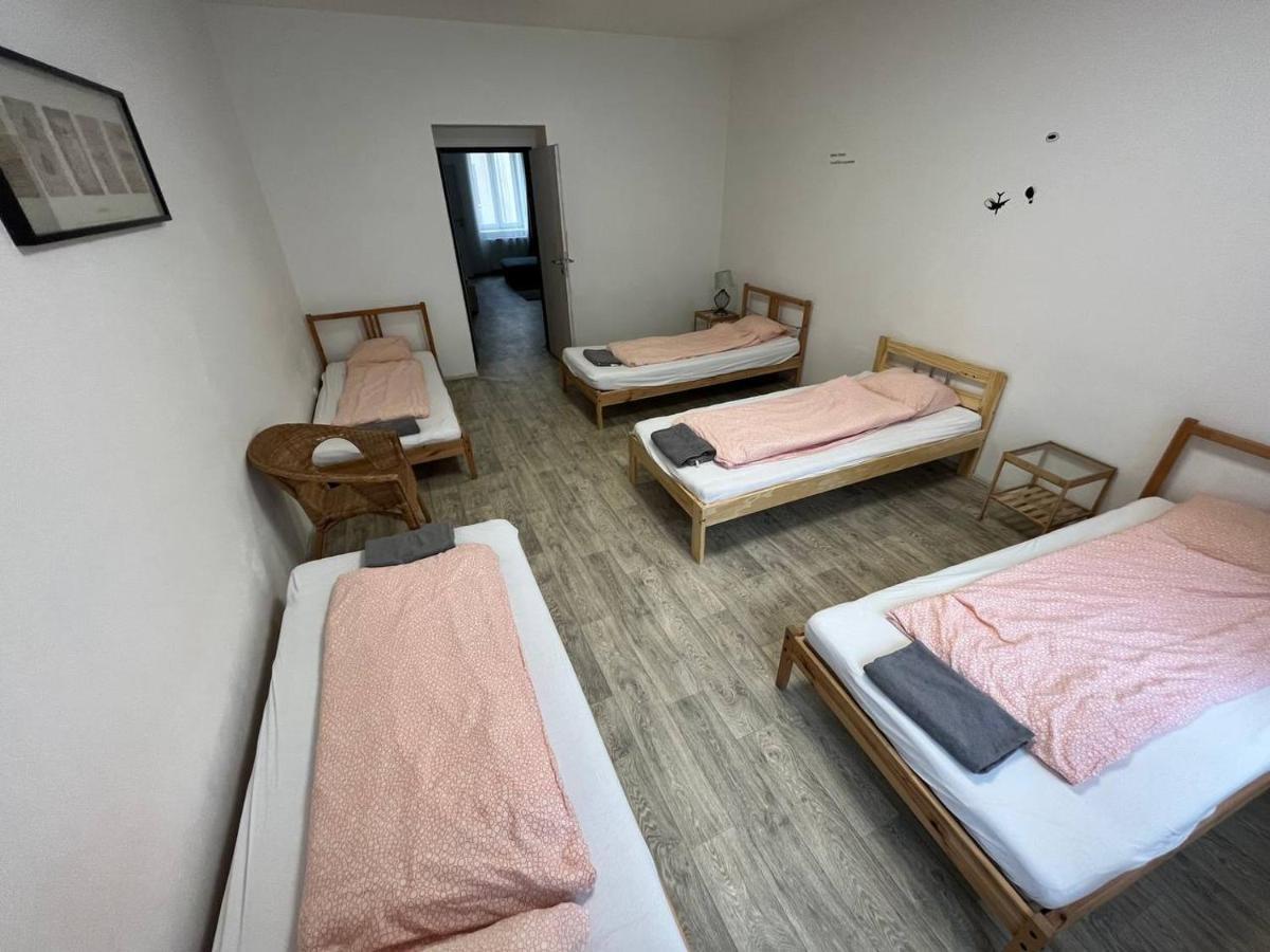 Apartmans In The Center With Privat Parking Apartment Бърно Екстериор снимка